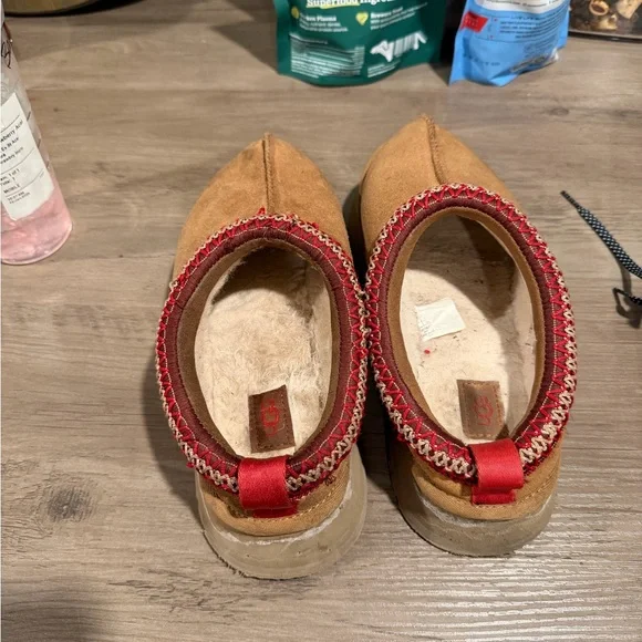 UGG Women's Brown Slippers with Red Trim - Picture 2 of 3